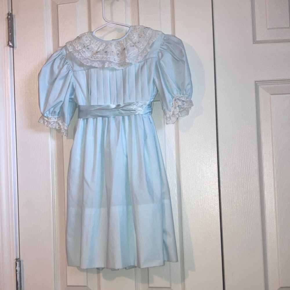 Elegant Blue Kids Dress with Lace Details VINTAGE